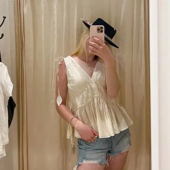 NWOT TORY BURCH Sleeveless Tie Top Smocked Peplum Ivory Shirt Blouse Size 14 - Picture 11 of 15